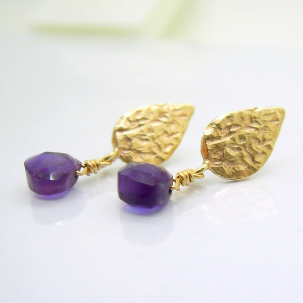 Drop amethyst earrings, gold earrings, Hammered dangle earrings
