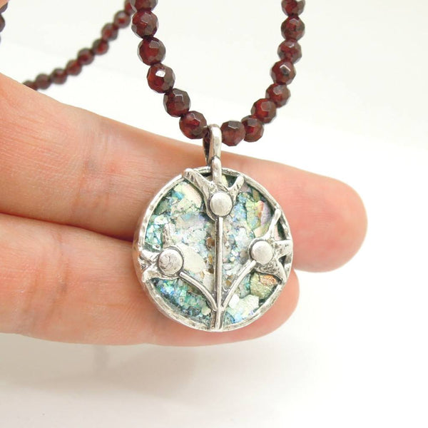 Necklace - Garnet Beads Necklace With Silver Flowers & Roman Glass