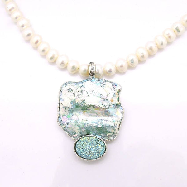 Necklace - Large Grey Pearl Necklace With Labradorite And Roman Glass