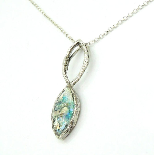 Necklace - Oval Shaped Silver Pendant With Roman Glass
