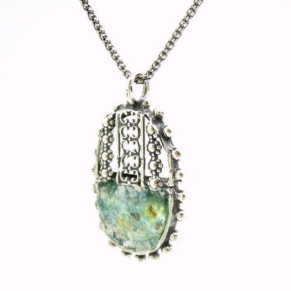 Necklace - Oval Silver Pendant Necklace With Sterling Metalwork And Roman Glass