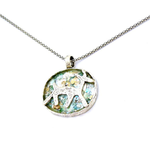Pendant - Animal Figure In A Sterling Silver And Roman Glass Pendant