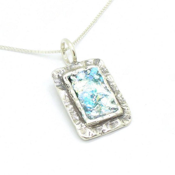 Pendant - Curvy & Hammered Silver Pendant With Roman Glass