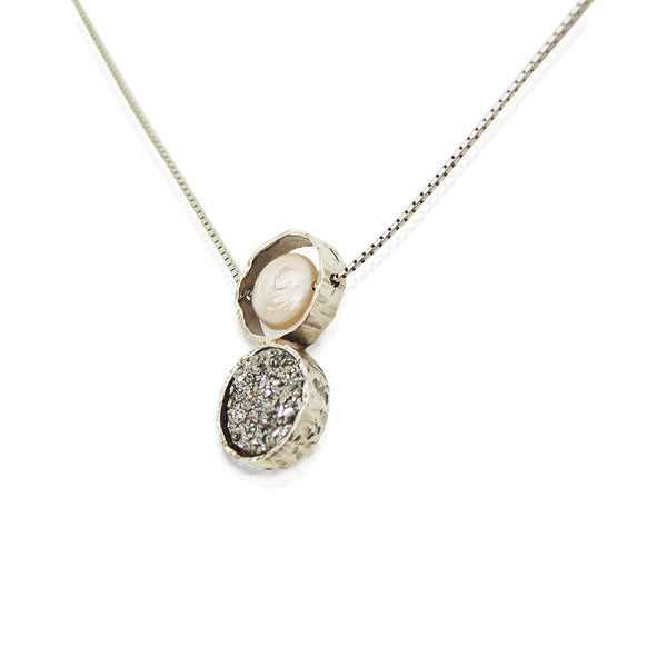 Pendant - Druzy Pendant Necklace Set In Sterling Silver With A White Pearl