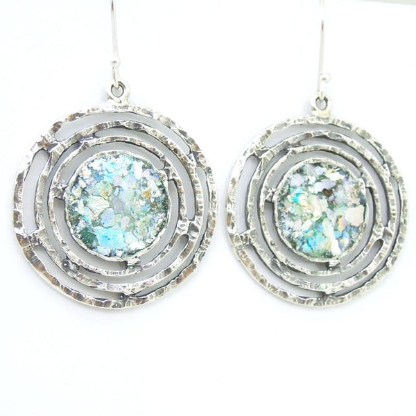 Pendant - Large Round Silver Pendant With Roman Glass