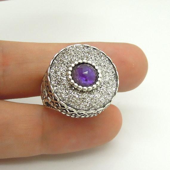 Ring - Druzy Agate & Amethyst Set In A Large Filigree Silver Ring