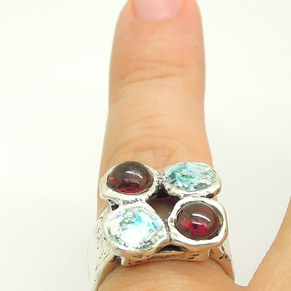 Ring - Garnet And Roman Glass Silver Ring