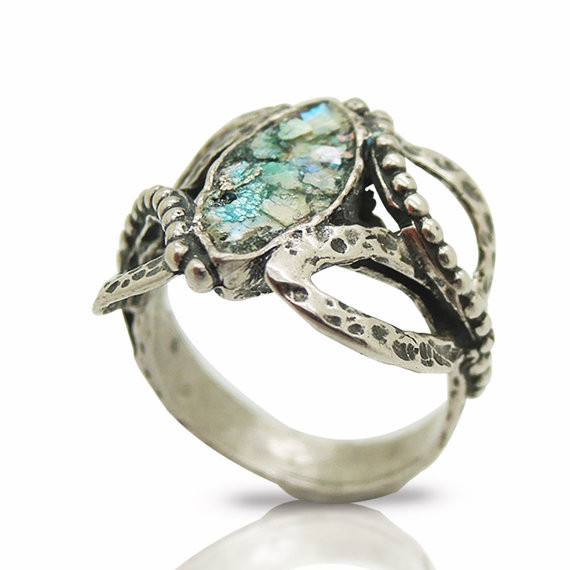 Ring - Oval Roman Glass Ring Set In A Oval Hammered Silver Ring