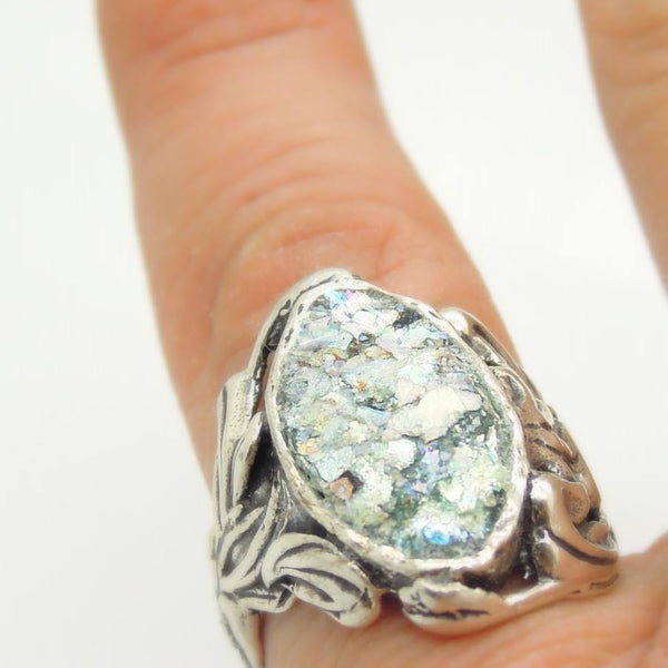 Ring - Oval Silver Ring With Flower With Roman Glass And Flower Design