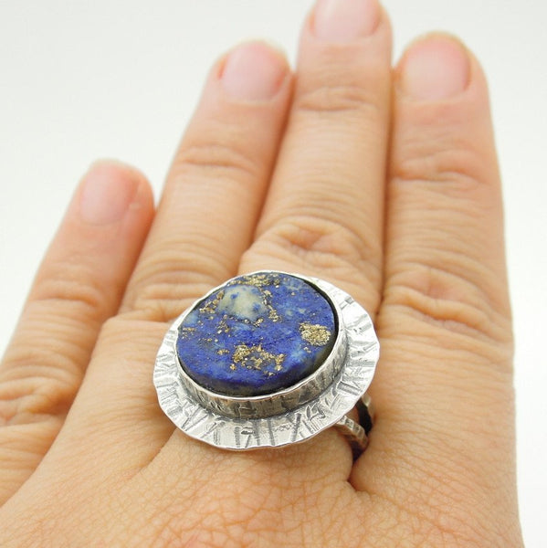 Rings - Amazing Round Lapis Lazuli Ring