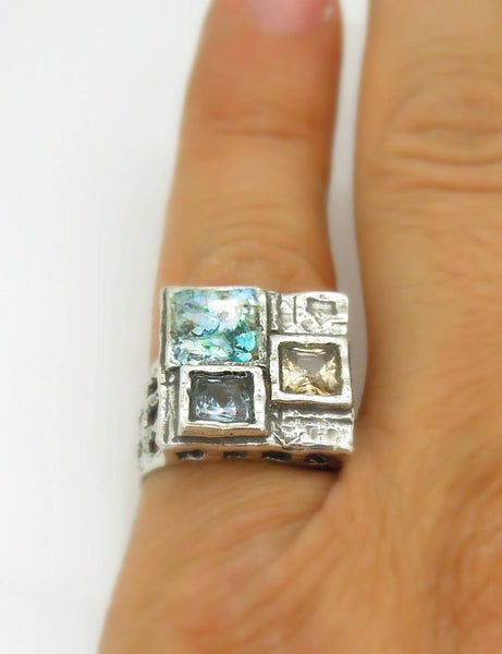 Rings - Large Square Silver Ring With Zircon & Roman Glass