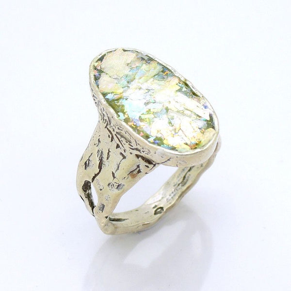Rings - Oval Hammered Silver And Glass Ring
