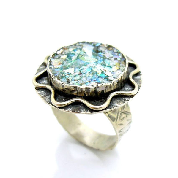 Rings - Round Roman Glass Large Silver Ring With Wavy Wires Around